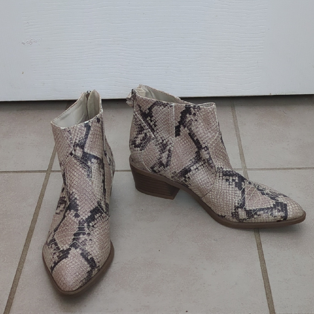 Fergalicious Snakeskin Pattern Western Cowboy Ankle Booties